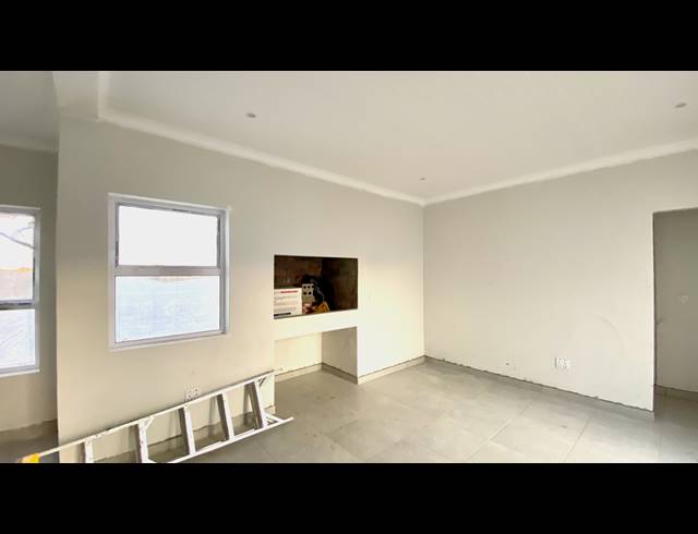 3 BEDROOM HOUSE FOR SALE IN ATLANTIC SANDS PRIVATE ESTATE